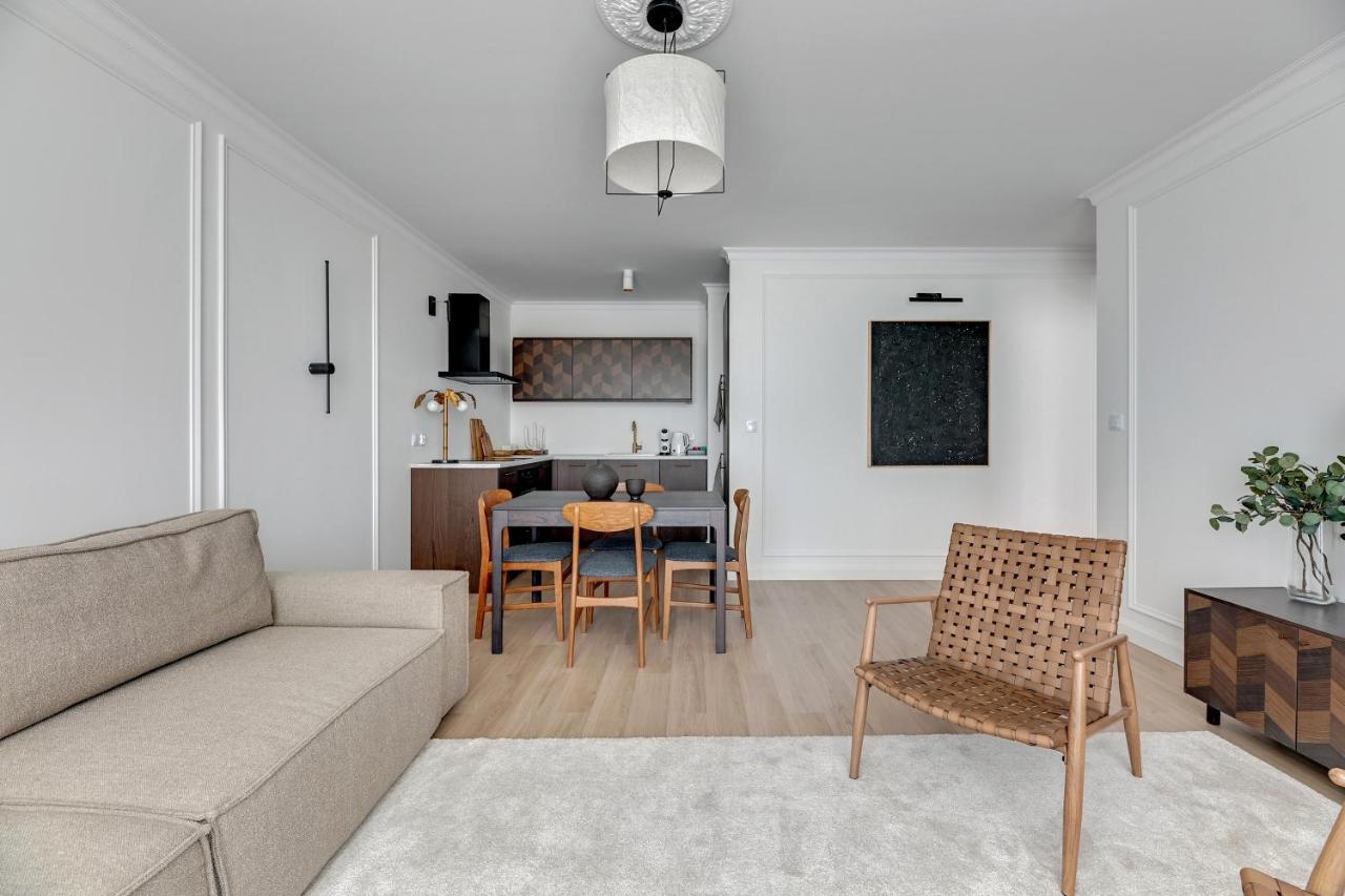 Angielska Grobla - City Center, Marina & Parking By Downtown Apartments Gdansk Bagian luar foto