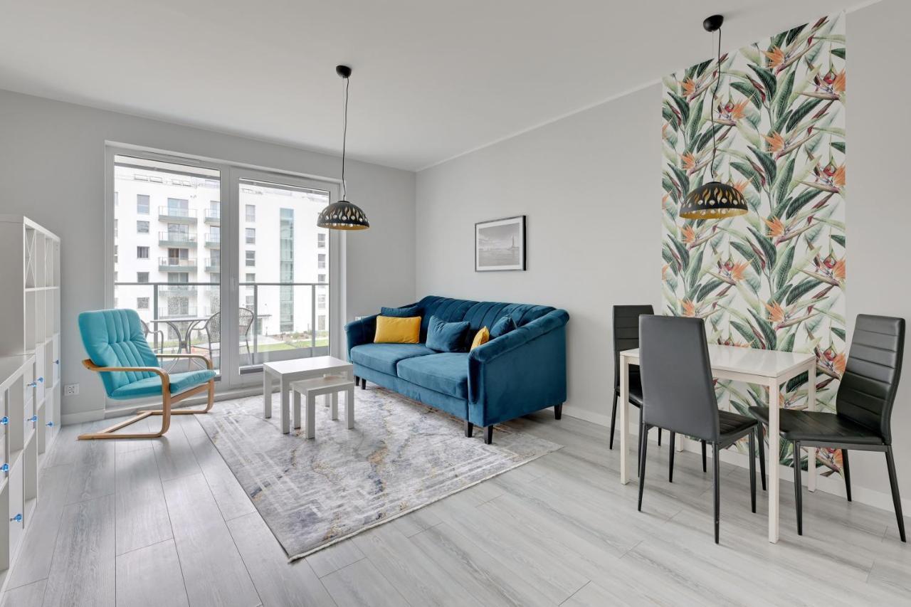 Angielska Grobla - City Center, Marina & Parking By Downtown Apartments Gdansk Bagian luar foto