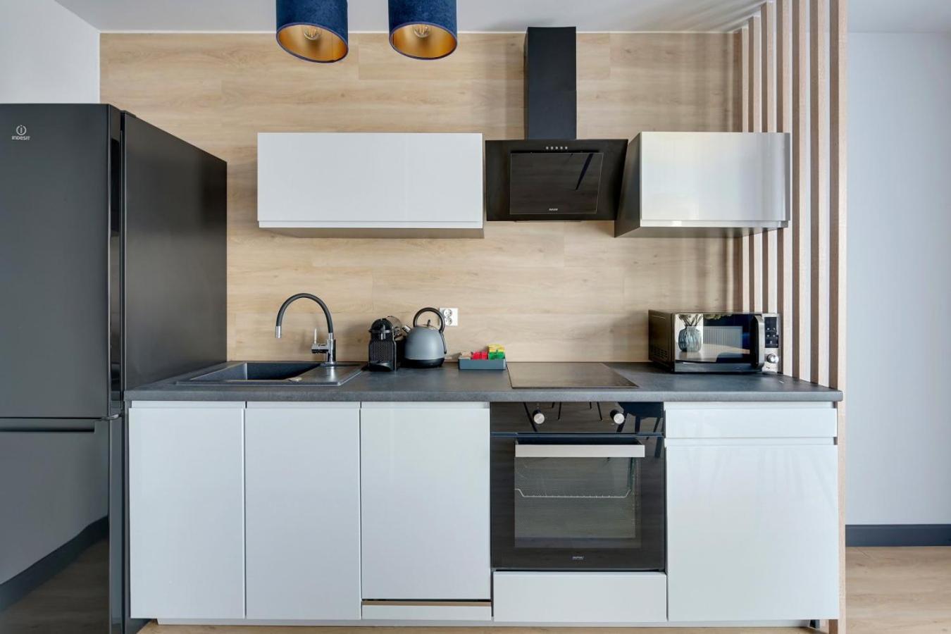 Angielska Grobla - City Center, Marina & Parking By Downtown Apartments Gdansk Bagian luar foto