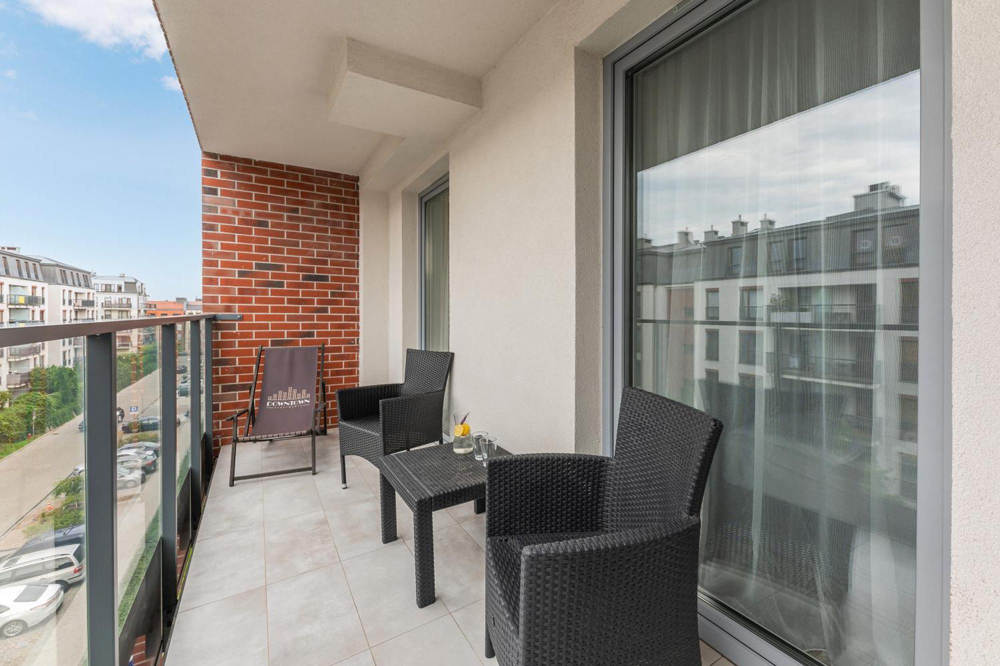 Angielska Grobla - City Center, Marina & Parking By Downtown Apartments Gdansk Bagian luar foto