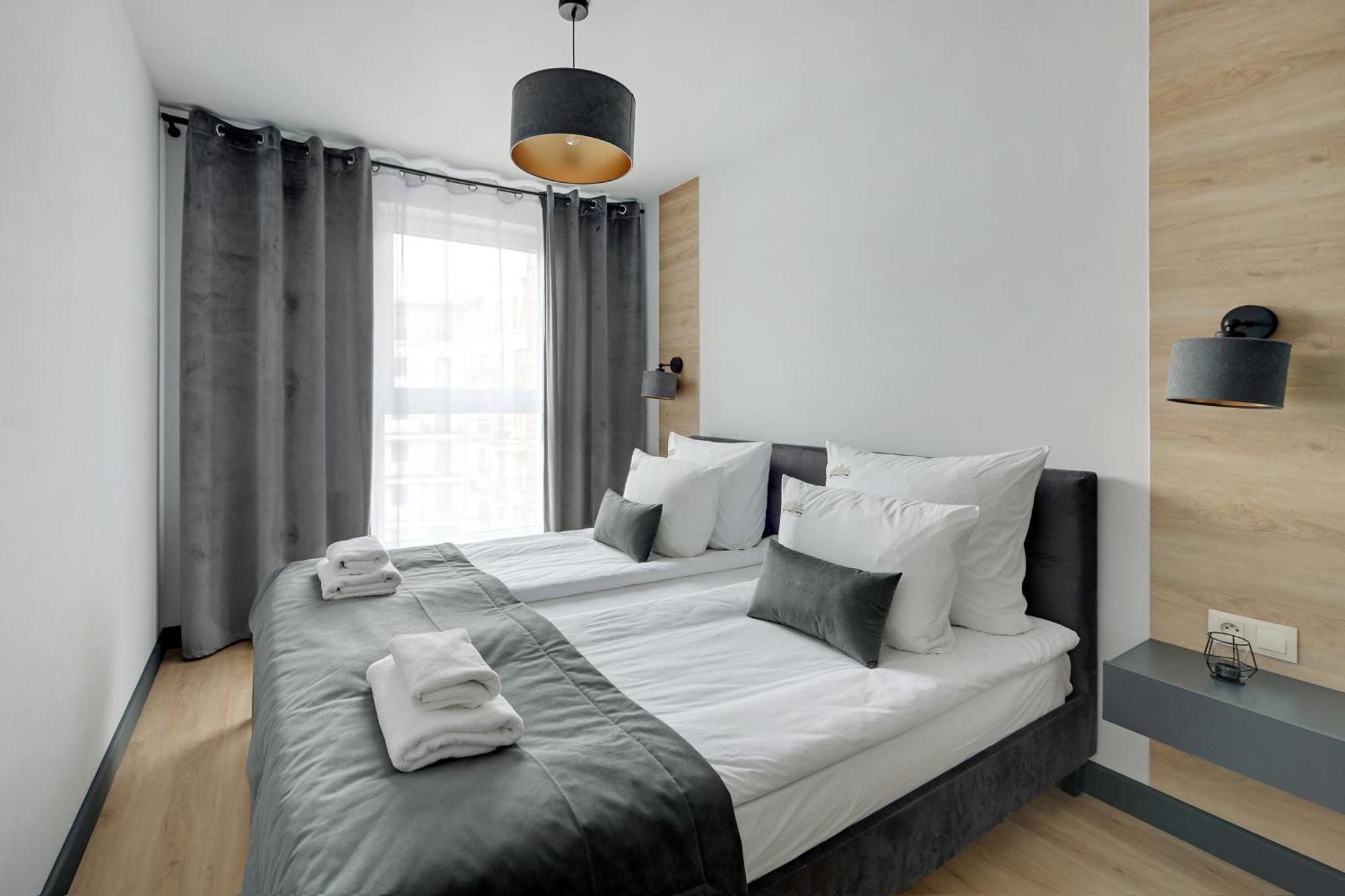 Angielska Grobla - City Center, Marina & Parking By Downtown Apartments Gdansk Bagian luar foto