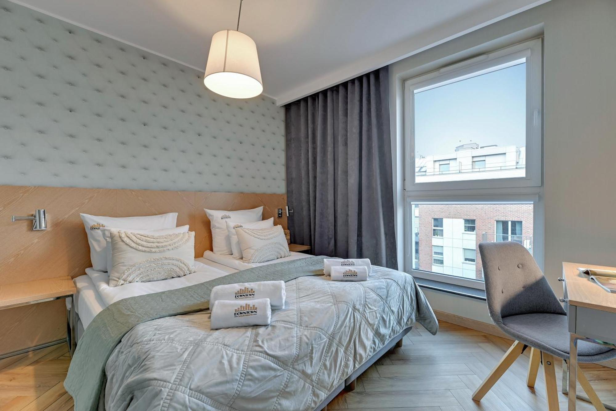 Angielska Grobla - City Center, Marina & Parking By Downtown Apartments Gdansk Bagian luar foto